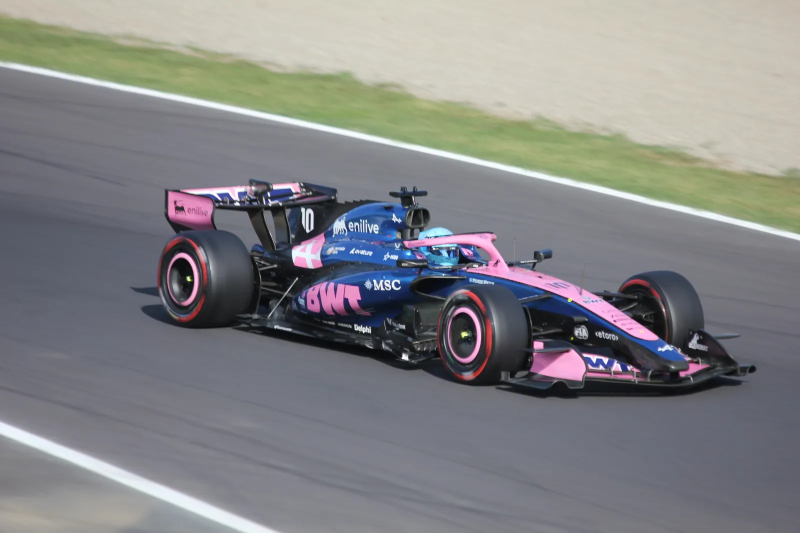 Pierre Gasly's Alpine A526 at Monza, where 2026 F1 cars lose power on straights