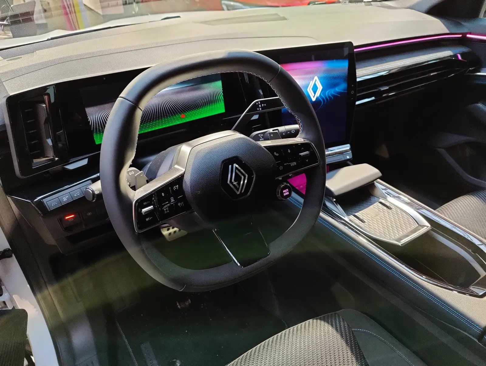Renault Austral Alpine interior showing the L-shaped OpenR link dual digital screens
